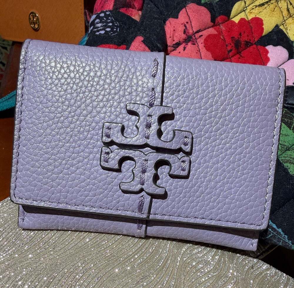 Tory Burch McGraw Flap Card Case in lavender